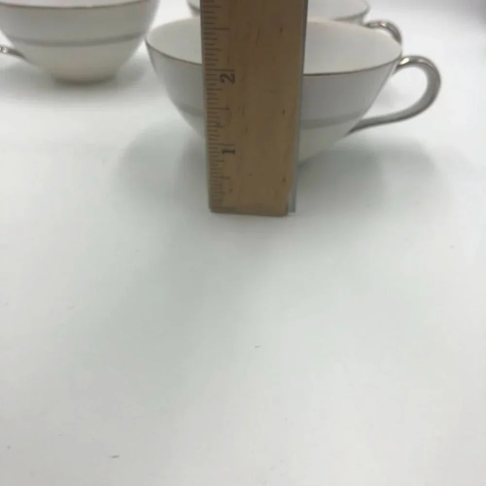 Vintage Victoria Fine China From Japan Set of 4 Tea Coffee Cups White Porcelain